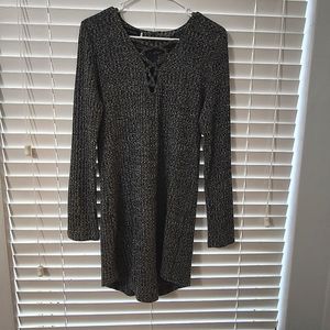 3/$12 or 5/$17⭐️Long Sleeve CrissCross Dress